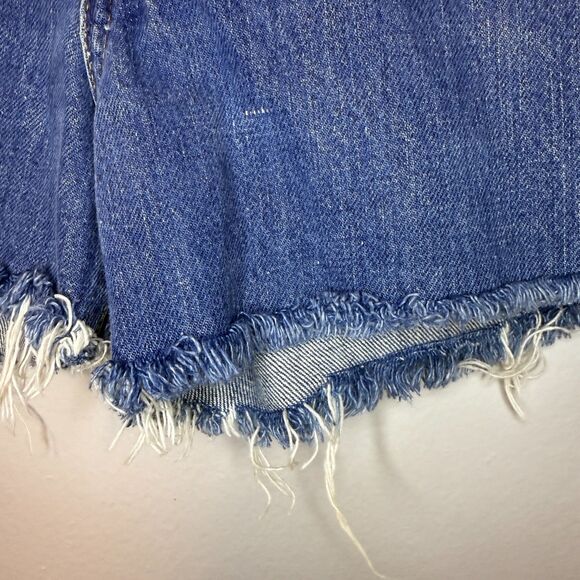 VTG Levi's Cut Off Distressed Raw Hem Denim Blue Shorts ORANGE TAB 30" Waist - Picture 5 of 6